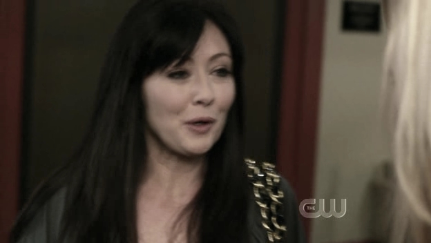 Charmed-Online_dot_nl-90210-S01E11-0994.jpg