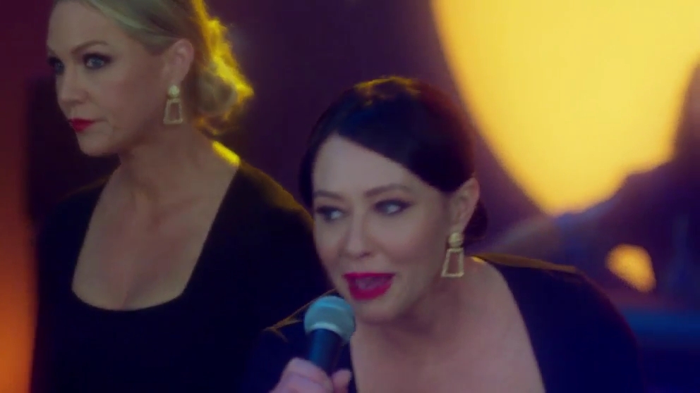 Charmed-Online-dot-nl_BH90210-1x05-00014.jpg