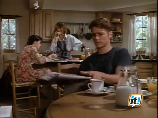 charmed-online_dot_nl-BeverlyHills90210-1x02-0180.jpg