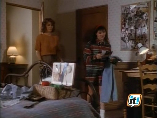 charmed-online_dot_nl-BeverlyHills90210-1x02-1019.jpg