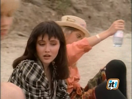 charmed-online_dot_nl-BeverlyHills90210-1x02-1781.jpg