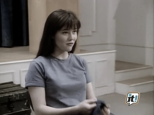 charmed-online_dot_nl-BeverlyHills91210_2x02-0181.jpg