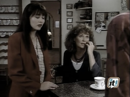 charmed-online_dot_nl-BeverlyHills91210_2x10-1639.jpg