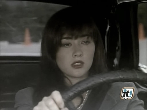 charmed-online_dot_nl-beverlyhills90210-2x11-0157.jpg