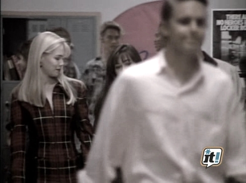 charmed-online_dot_nl-BeverlyHills90210-2x15-0297.jpg