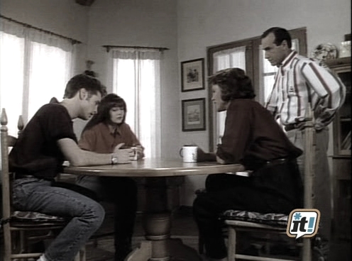 charmed-online_dot_nl-BeverlyHills90210-2x15-2126.jpg