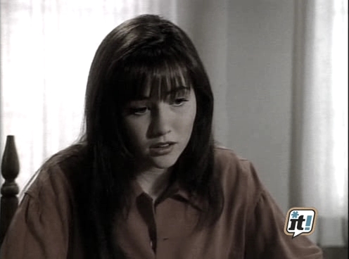 charmed-online_dot_nl-BeverlyHills90210-2x15-2135.jpg