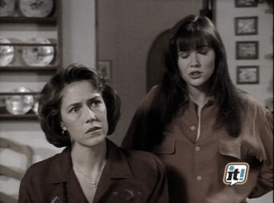 charmed-online_dot_nl-BeverlyHills90210-2x15-2251.jpg