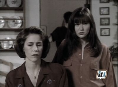 charmed-online_dot_nl-BeverlyHills90210-2x15-2287.jpg