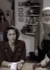 charmed-online_dot_nl-BeverlyHills90210-2x15-2238.jpg