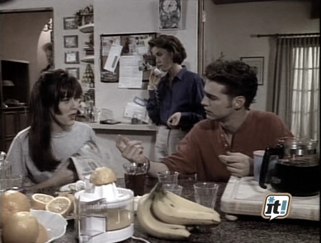 charmed-online_dot_nl-BeverlyHills90210-2x16-0842.jpg