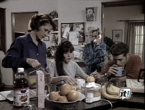 charmed-online_dot_nl-BeverlyHills90210-2x16-0852.jpg