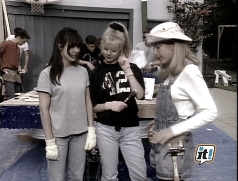 charmed-online_dot_nl-BeverlyHills90210-2x16-0913.jpg