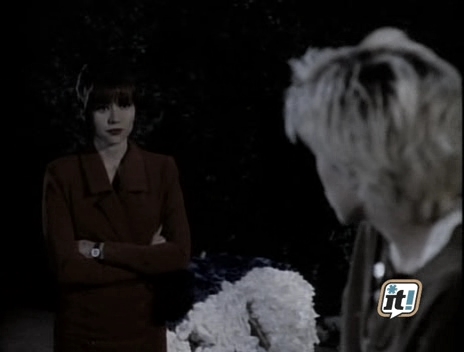 charmed-online_dot_nl-BeverlyHills90210-2x16-2168.jpg