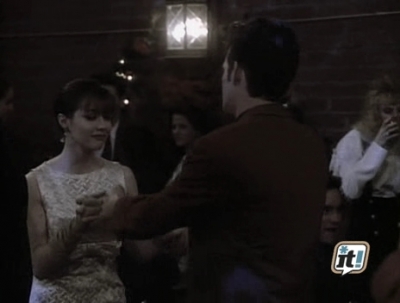 charmed-online_dot_nl-BeverlyHills90210-2x17-2112.jpg