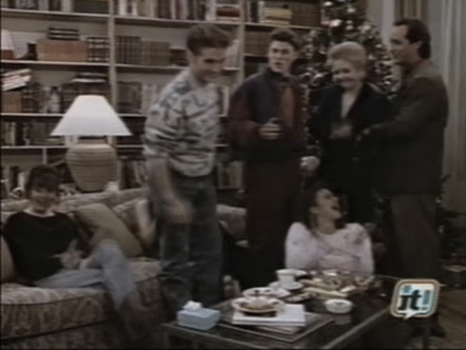 charmed-online_dot_nl-BeverlyHills90210-2x18-3377.jpg