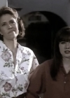 charmed-online_dot_nl-BeverlyHills90210-2x18-0451.jpg