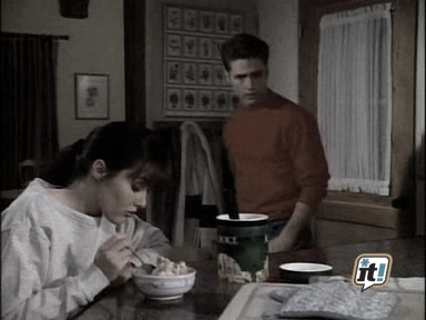 charmed-online_dot_nl-BeverlyHills90210-2x19-0768.jpg