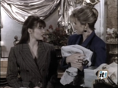 charmed-online_dot_nl-BeverlyHills90210-2x19-2206.jpg