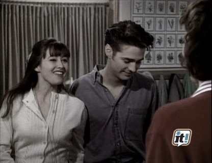 charmed-online_dot_nl-BeverlyHills90210-2x20-0505.jpg