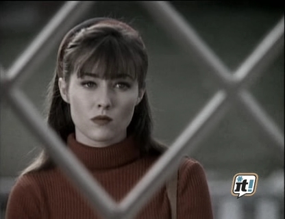 charmed-online_dot_nl-BeverlyHills90210-2x20-2257.jpg