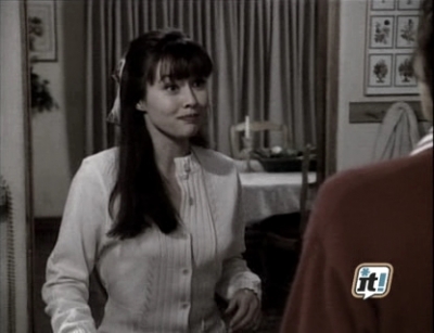 charmed-online_dot_nl-BeverlyHills90210-2x20-0461.jpg