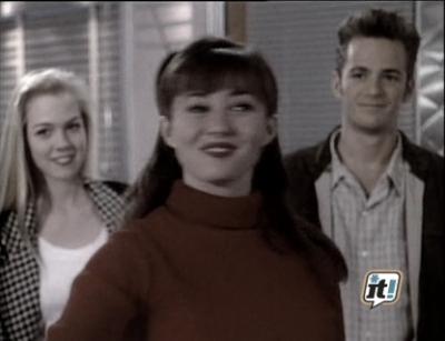 charmed-online_dot_nl-BeverlyHills90210-2x20-2464.jpg