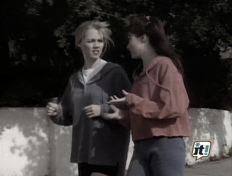 charmed-online_dot_nl-BeverlyHills90210-2x22-1114.jpg