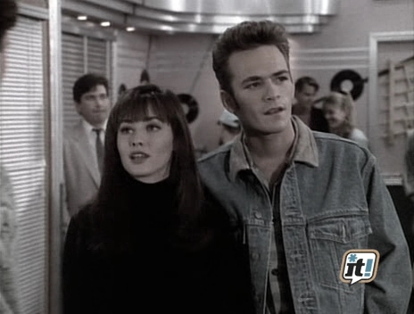 charmed-online_dot_nl-BeverlyHills90210-2x22-1661.jpg
