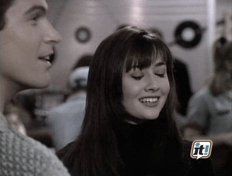 charmed-online_dot_nl-BeverlyHills90210-2x22-1705.jpg