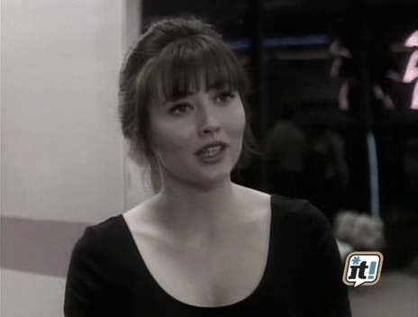 charmed-online_dot_nl-BeverlyHills90210-2x22-2227.jpg