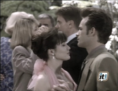 charmed-online_dot_nl-BeverlyHills90210-2x28-1874.jpg