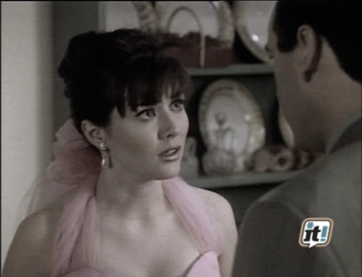 charmed-online_dot_nl-BeverlyHills90210-2x28-2281.jpg