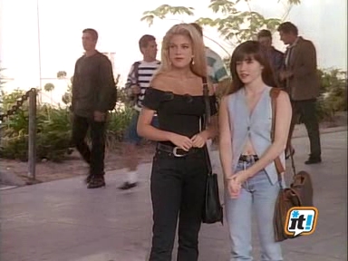 Charmed-Online-dot-NL-BeverlyHills90210-3x07-1667.jpg