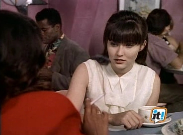 Charmed-Online-dot-NL-BeverlyHills90210-3x08-0389.jpg