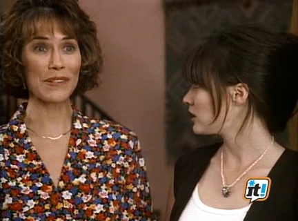 Charmed-Online-dot-NL-BeverlyHills90210-3x12-1489.jpg