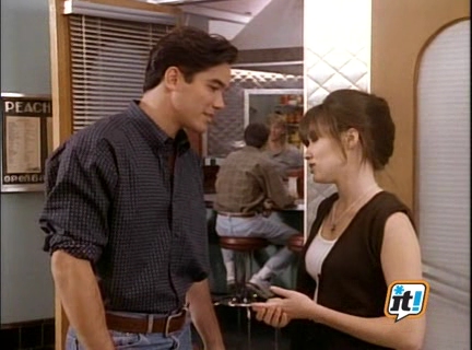 Charmed-Online-dot-NL-BeverlyHills90210-3x12-1524.jpg