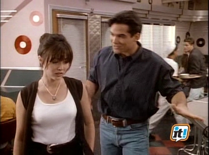 Charmed-Online-dot-NL-BeverlyHills90210-3x12-1531.jpg