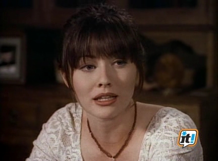 Charmed-Online-dot-NL-BeverlyHills90210-3x12-2022.jpg