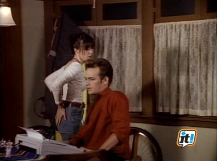 Charmed-Online-dot-NL-BeverlyHills90210-3x12-2099.jpg