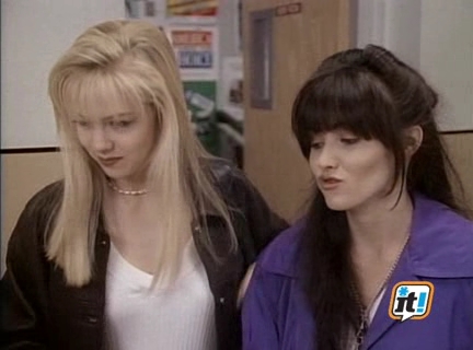 Charmed-Online-dot-NL-BeverlyHills90210-3x15-0142.jpg