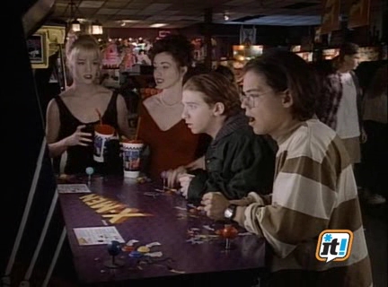 Charmed-Online-dot-NL-BeverlyHills90210-3x16-1509.jpg