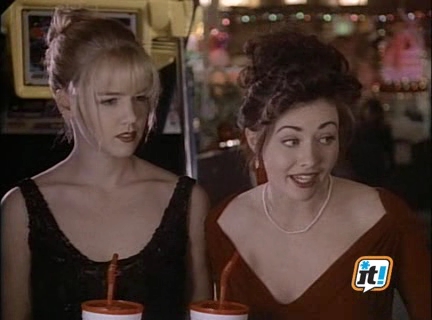 Charmed-Online-dot-NL-BeverlyHills90210-3x16-1526.jpg