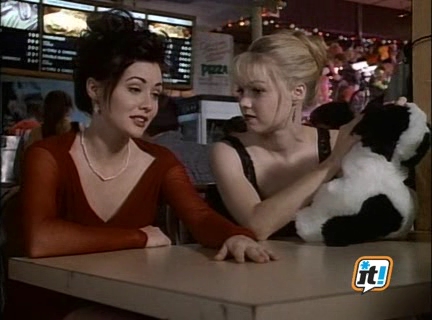 Charmed-Online-dot-NL-BeverlyHills90210-3x16-2063.jpg