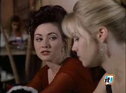 Charmed-Online-dot-NL-BeverlyHills90210-3x16-2071.jpg