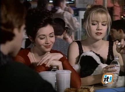 Charmed-Online-dot-NL-BeverlyHills90210-3x16-2114.jpg