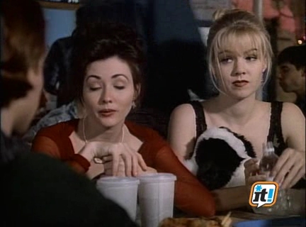 Charmed-Online-dot-NL-BeverlyHills90210-3x16-2120.jpg