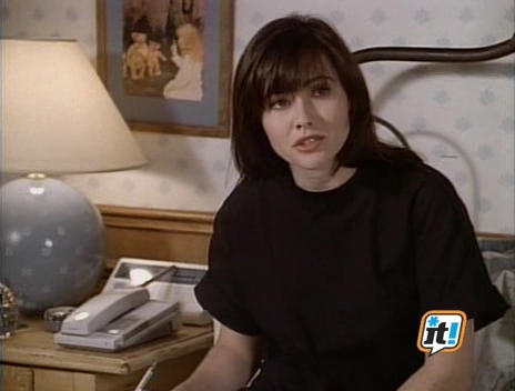 Charmed-Online-dot-NL-BeverlyHills90210-3x19-1737.jpg