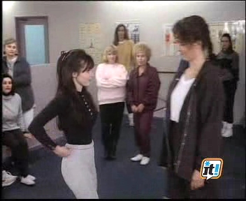 Charmed-Online-dot-NL-BeverlyHills90210-3x21-4186.jpg