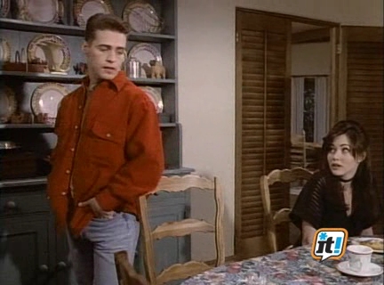 Charmed-Online-dot-NL-BeverlyHills90210-3x23-0522.jpg